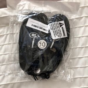 NWT Sunville Toddler Aqua shoes size 10